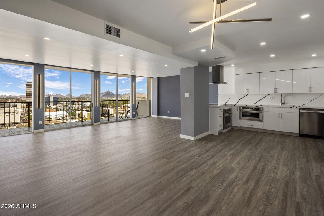 Townhouse in Phoenix, Arizona, United States 1 - 18754609