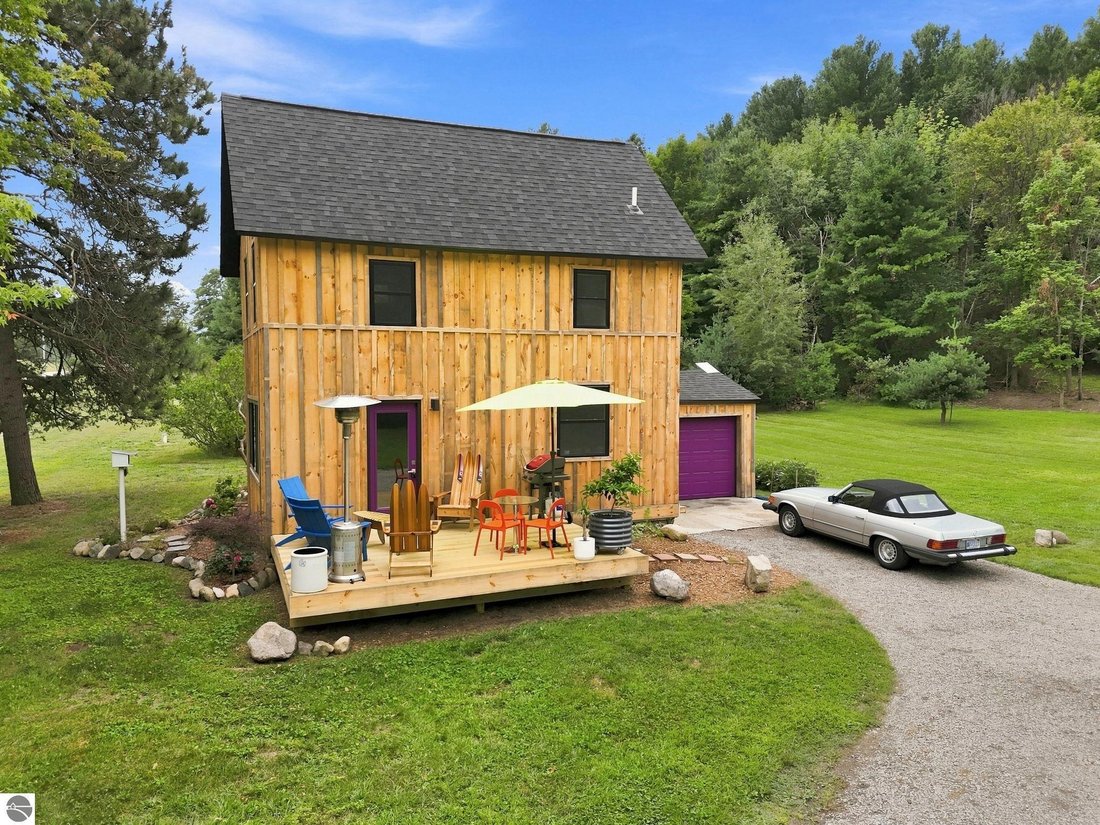 Maison à Rapid City, Michigan, États-Unis 1 - 18748884