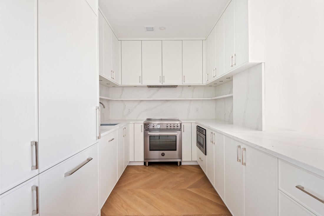 Condo in New York, New York, United States 3 - 18752449