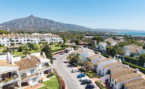 Apartment in Nueva Andalucia, Marbella, Spain 1