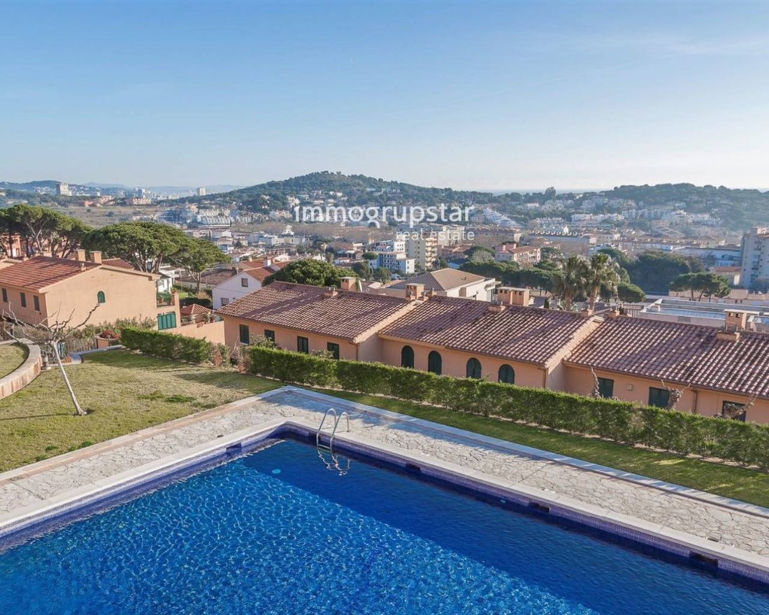 Townhouse en Playa de Aro, Cataluña, España 2 - 18752583