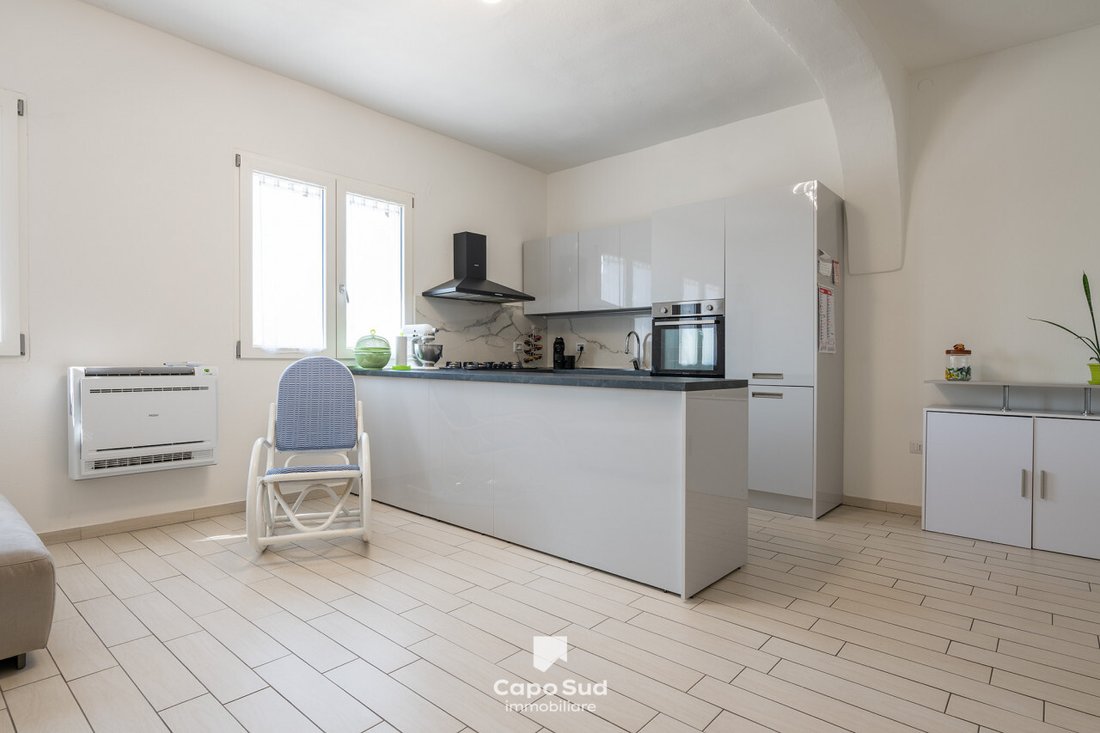 Villa in Sarroch, Sardinien, Italien 4 - 18753223