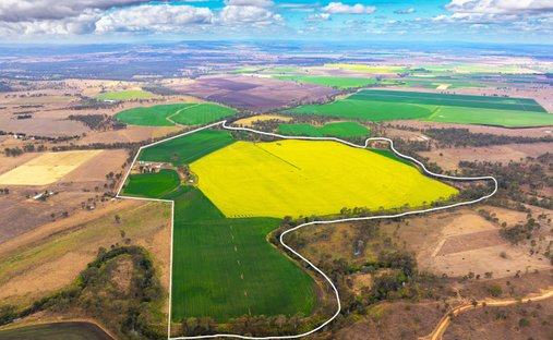 Maisons de campagne à Wooroonden, Queensland, Australie 1