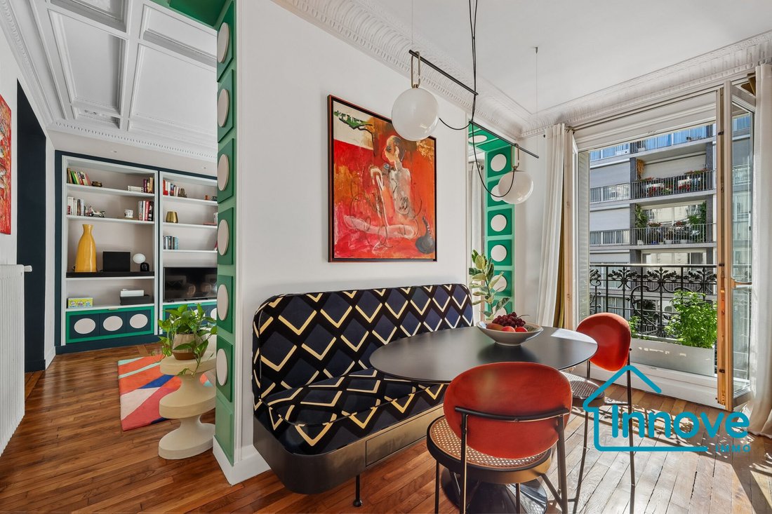 Apartment in Violet Commerce, Paris 15e Arrondissement, Paris 3 - 18384895