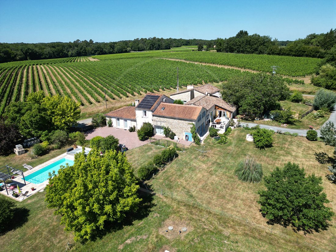 Villa in Pellegrue, Neu-Aquitanien, Frankreich 2 - 18749759