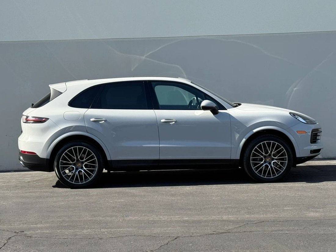 Suv in Phoenix, AZ, United States 4 - 18757545