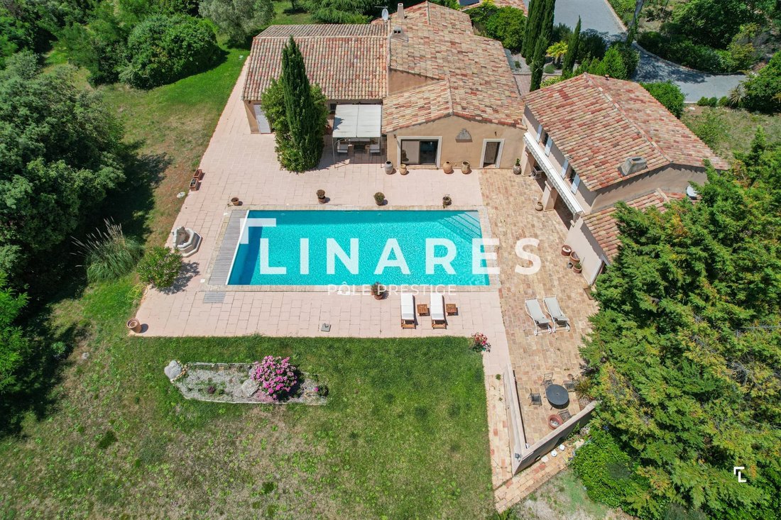Maison à Saint-Marc-Jaumegarde, Provence-Alpes-Côte d'Azur, France 3 - 18549551