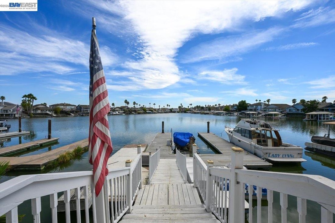 Maison à Discovery Bay, Californie, États-Unis 3 - 18748460
