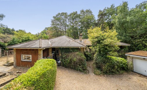 Bungalow en Hook Heath, Woking, Inglaterra 1