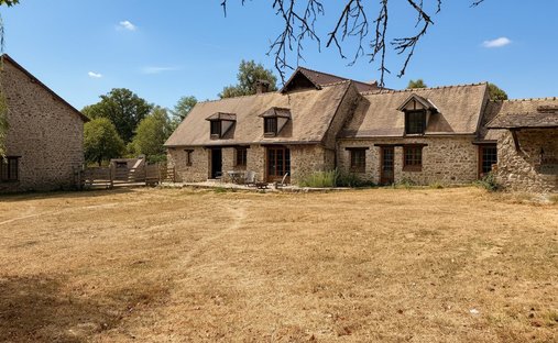 Maison à Saint-Maurice-Montcouronne, Île-de-France, France 1