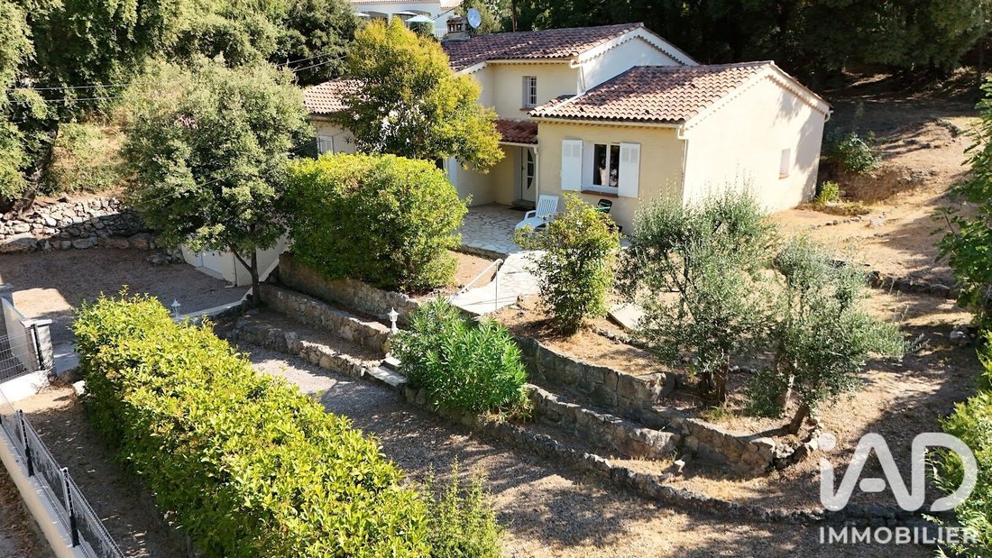 Casa en Trans-en-Provence, Provenza-Alpes-Costa Azul, Francia 1 - 18756323