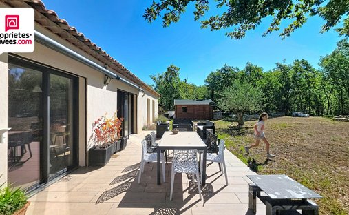 Villa en Saint-Cézaire-sur-Siagne, Provenza-Alpes-Costa Azul, Francia 1
