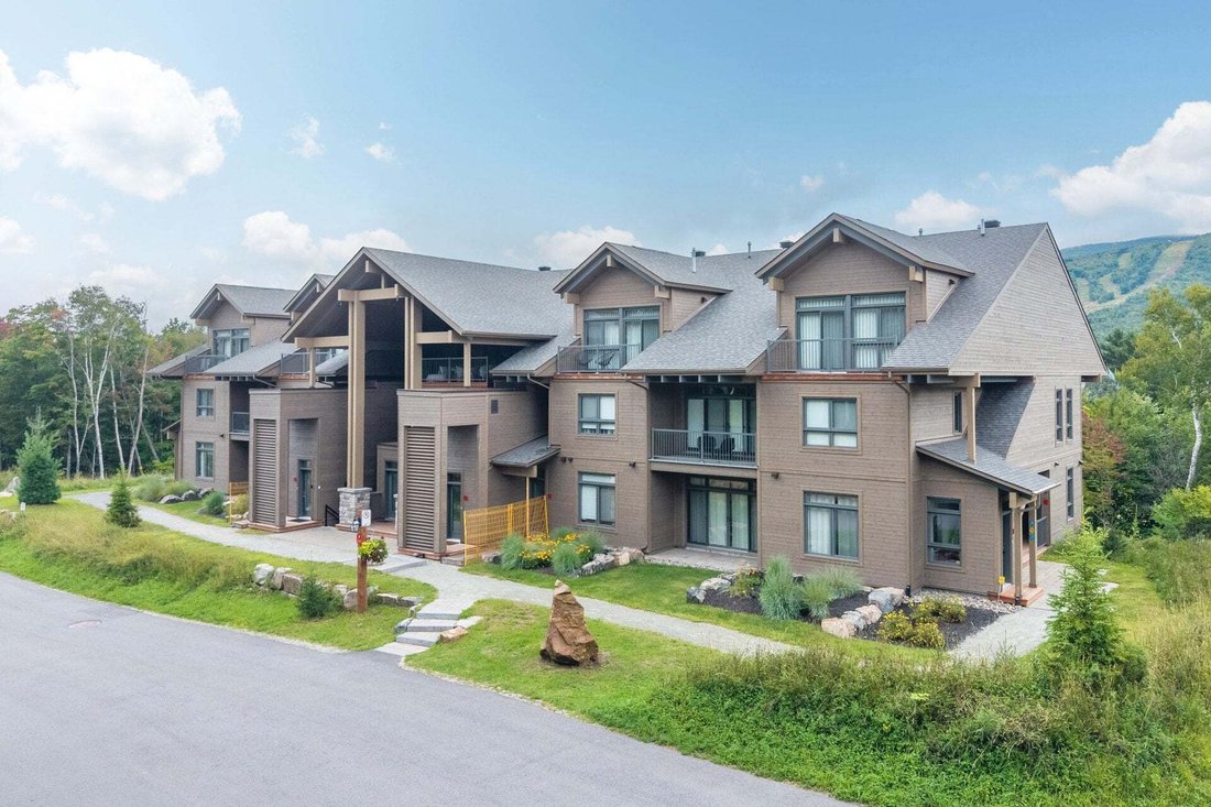 Condominio a Mont-Tremblant, Québec, Canada 4 - 17731121