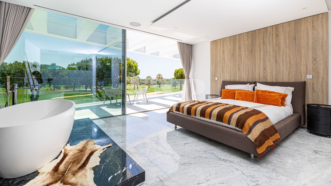 Villa in Vilamoura, Quarteira, Algarve 4 - 18752903