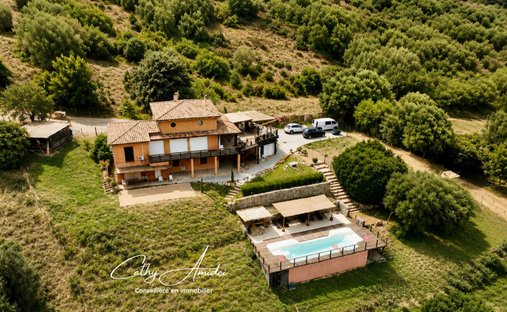 Maison à Serra-di-Ferro, Corse, France 1