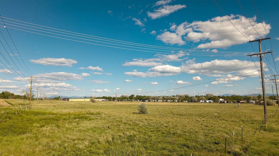 Land in Great Falls, Montana, United States 3 - 18755798