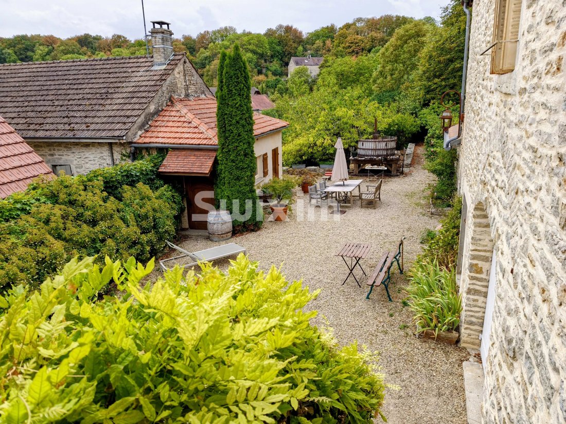 House in Arrondissement of Beaune, Bourgogne – Franche-Comté, France 1 - 16814742