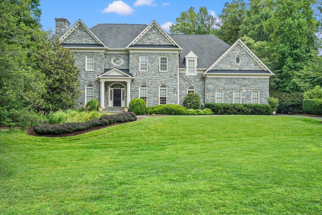 Casa en Oakton, Virginia, Estados Unidos 1 - 18752464