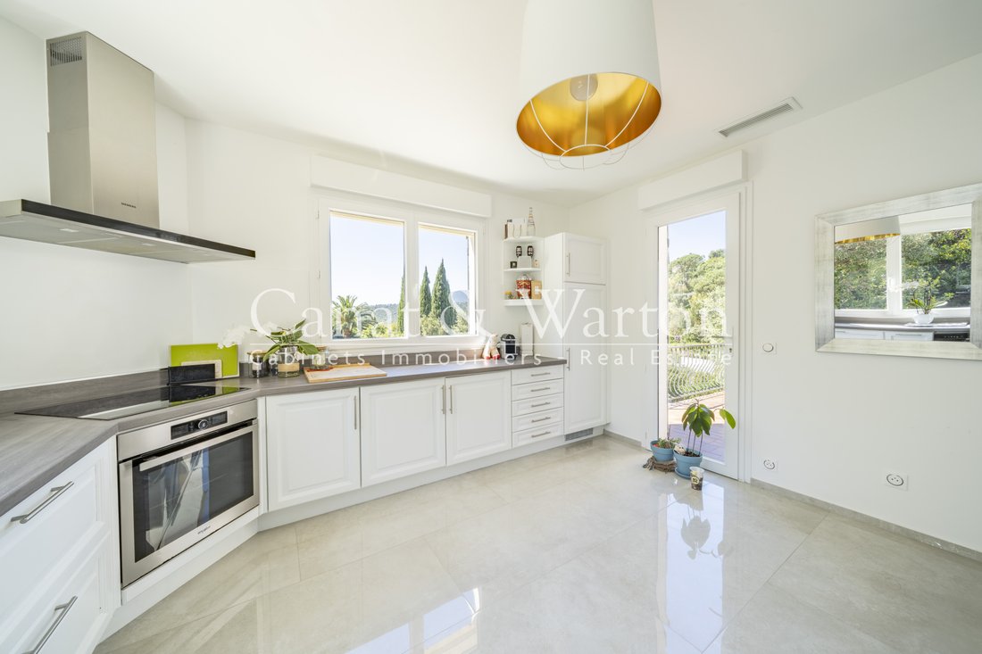 Villa in La Croix-Valmer, Provence-Alpes-Côte d'Azur, Frankreich 5 - 17666727