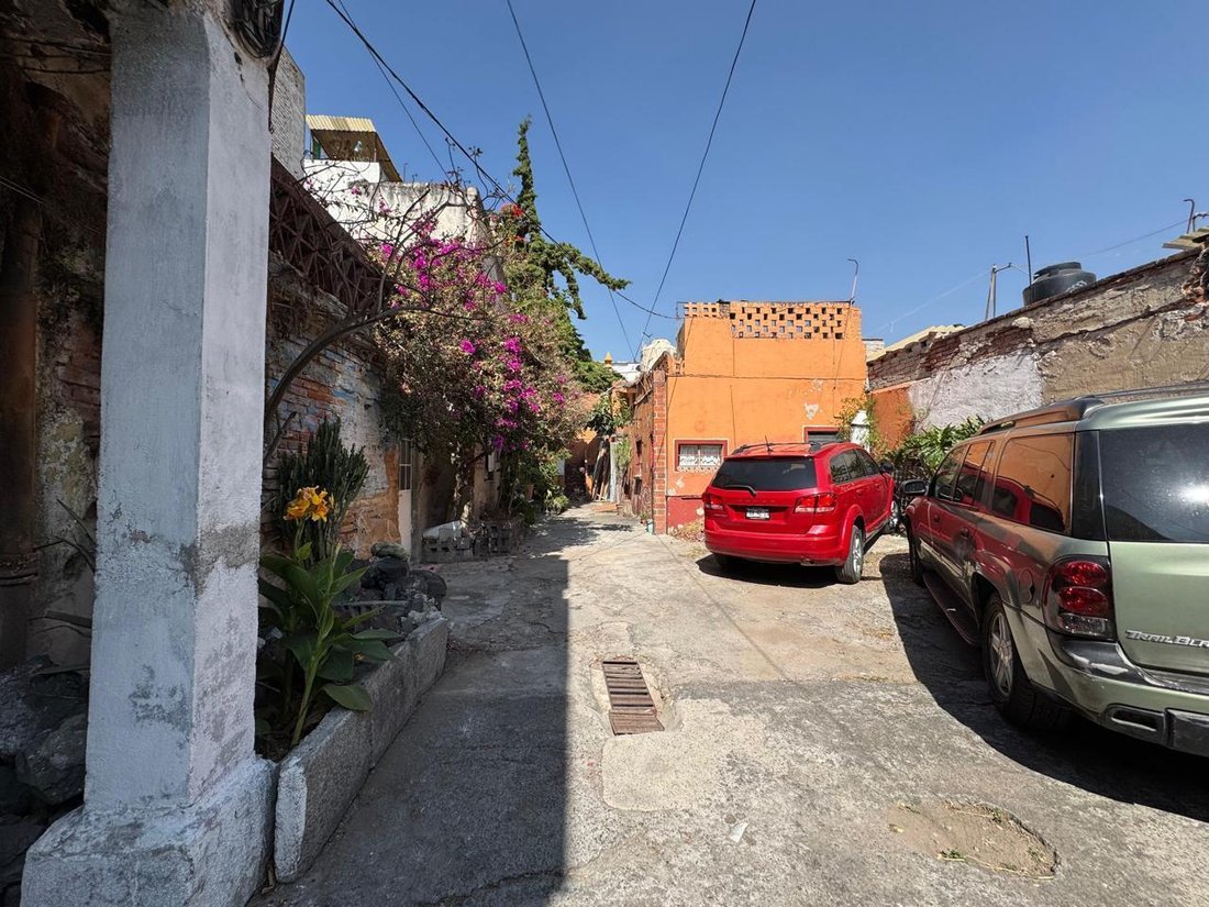 Land in Santa Catarina Yecahuitzotl, Mexiko-Stadt, Mexiko 2 - 18750171