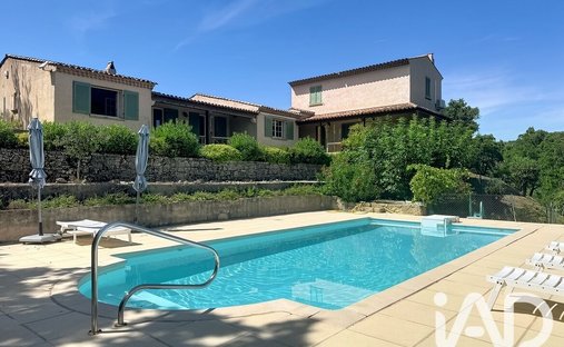 Casa en Le Plan-de-la-Tour, Provenza-Alpes-Costa Azul, Francia 1