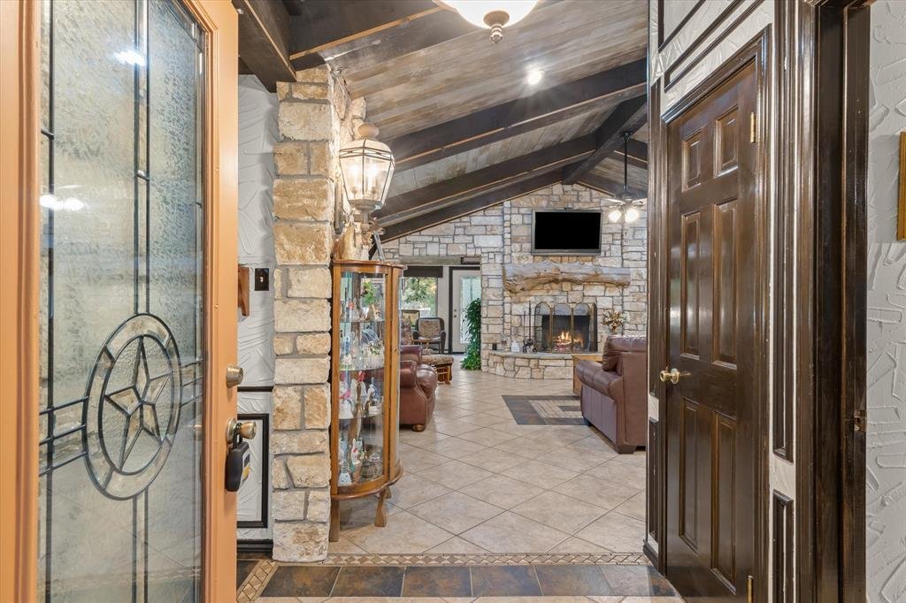 House in Grand Saline, Texas, United States 4 - 18752266