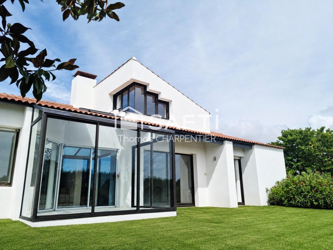 House in Givrand, Pays de la Loire, France 1 - 18259703