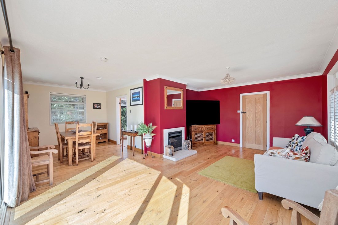 Bungalow in Henfield, England 2 - 18756266