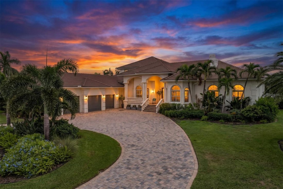 House in St. Petersburg, Florida, United States 1 - 17254493