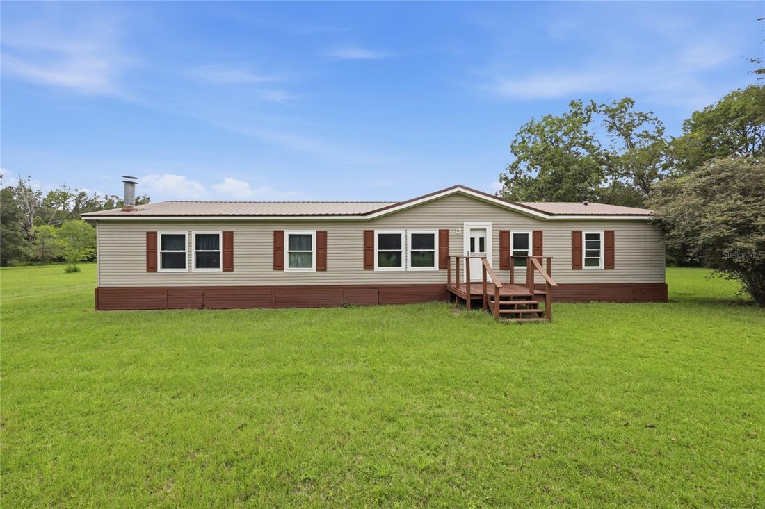 High Springs, Florida, United States 1 - 18757068
