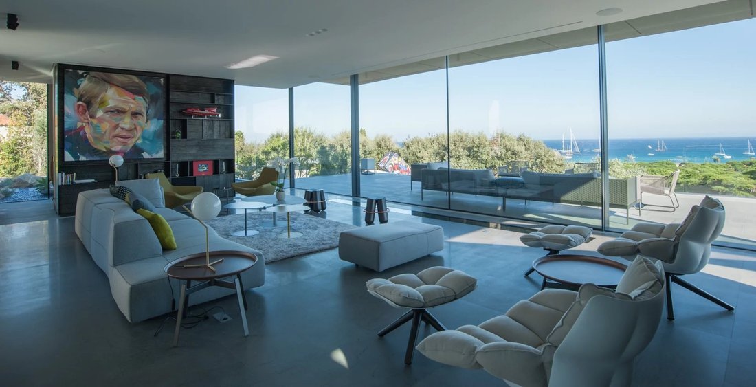 Villa in Ramatuelle, Provence-Alpes-Côte d'Azur, France 4 - 18753029