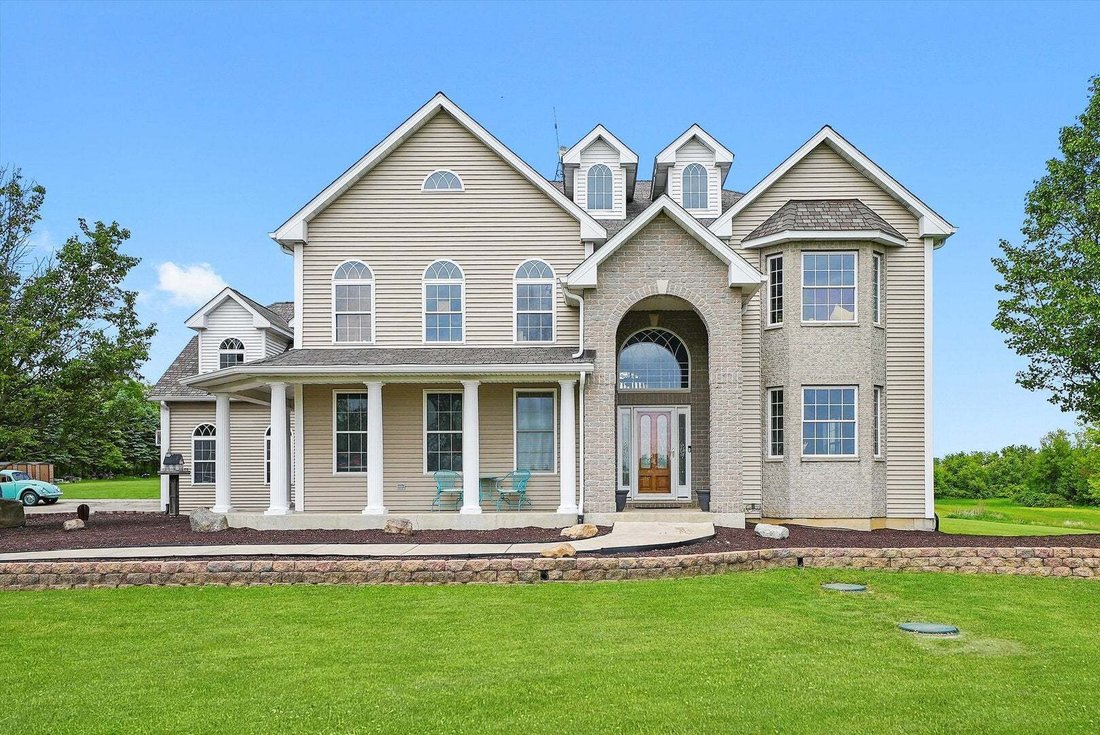 House in Woodstock, Illinois, United States 1 - 18749204