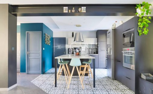 House in Couronne Eloignee, Charvieu-Chavagneux, France 1