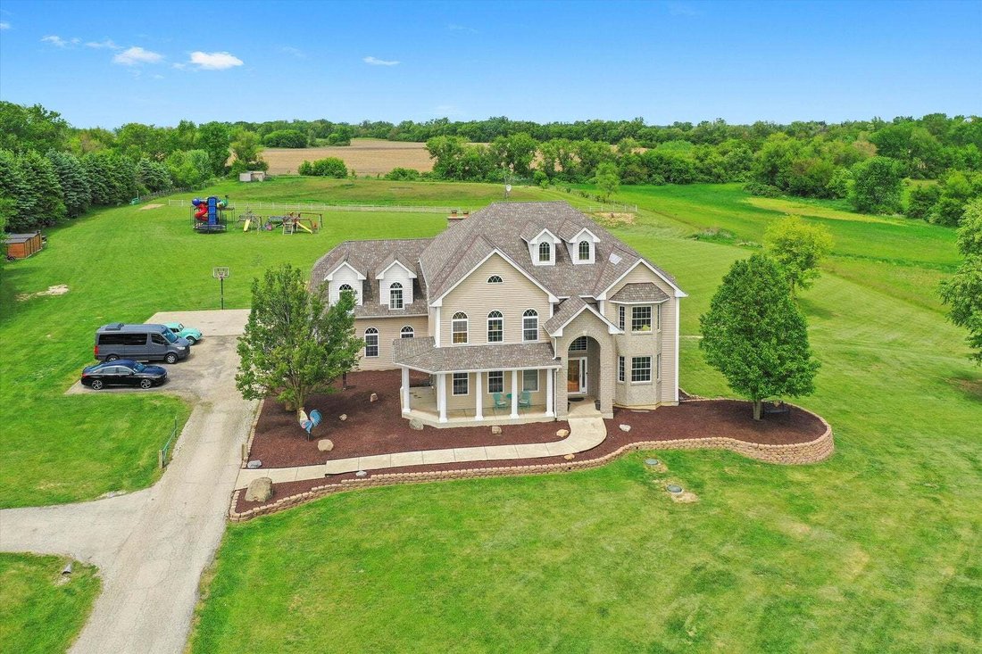 House in Woodstock, Illinois, United States 4 - 18749204