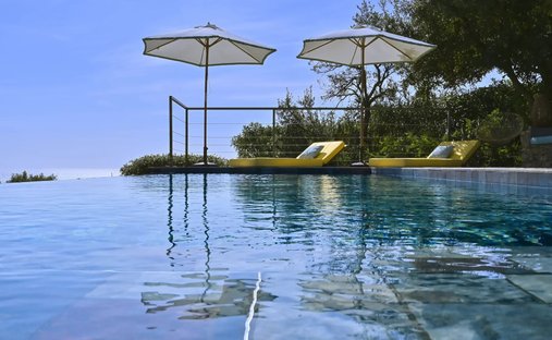 Villa in La Croix-Valmer, Provence-Alpes-Côte d'Azur, France 1
