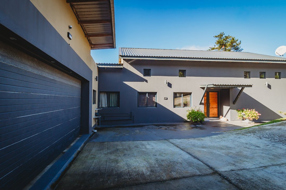 House in George, Western Cape, South Africa 3 - 18750281