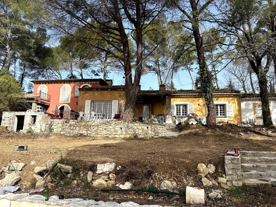 Haus in Est, Lorgues, Frankreich 1 - 18317596