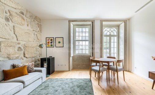 Apartment in Cedofeita, Santo Ildefonso, Se, Miragaia, Sao Nicolau e Vitoria, Porto District, Portugal 1