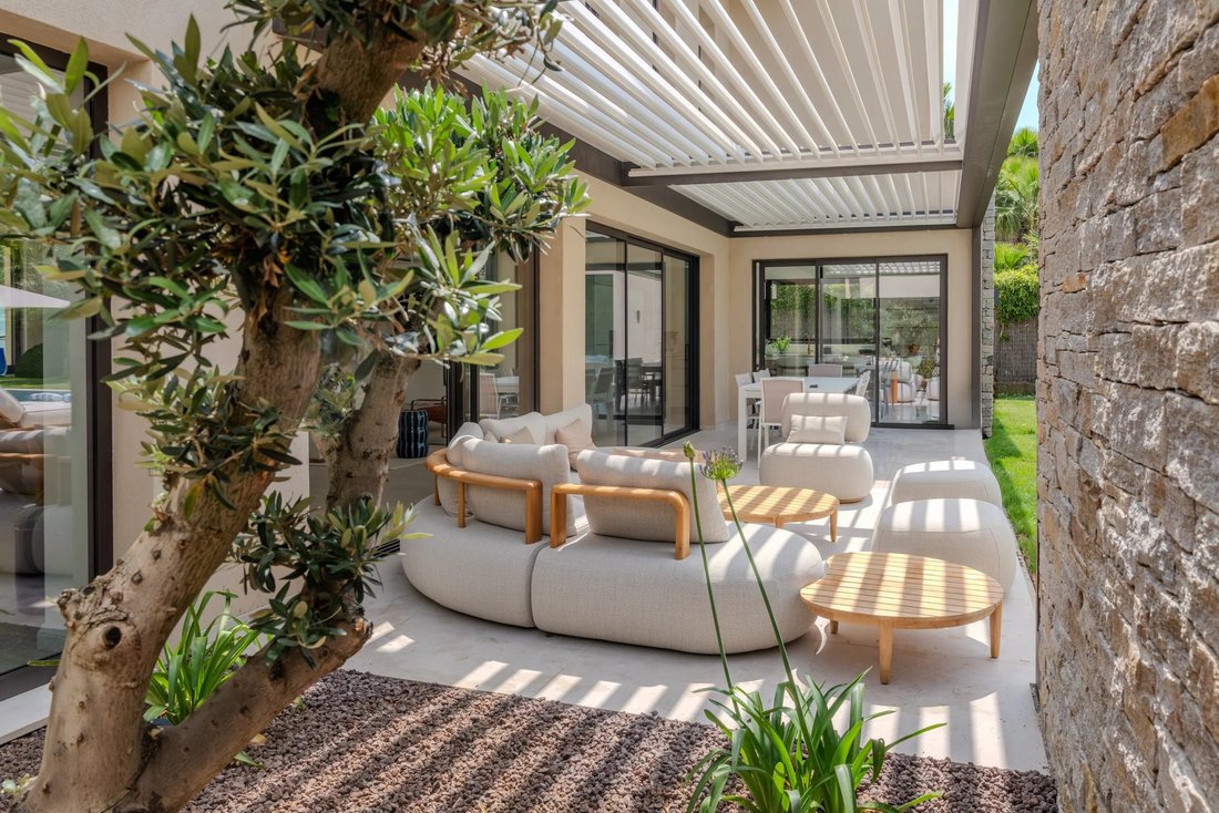 Villa in Grimaud, Provence-Alpes-Côte d'Azur, Frankreich 4 - 18753202