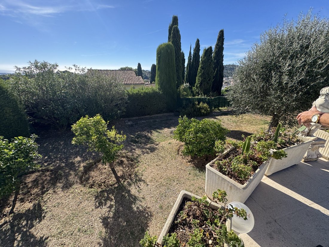 House in Brusquet-Retenaou-Devens, Vallauris, France 4 - 18749188