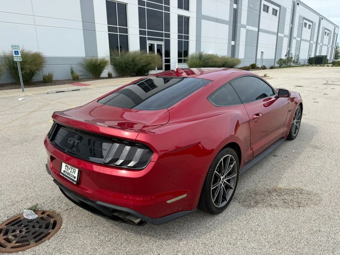 Coupe in Roselle, IL, United States 5 - 18759658