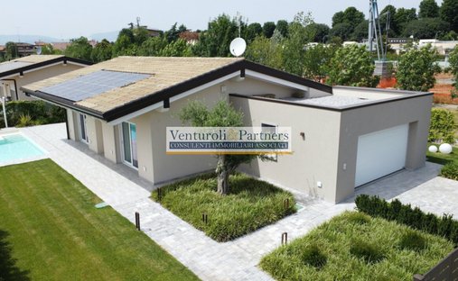 Villa a Calvagese della Riviera, Lombardia, Italia 1