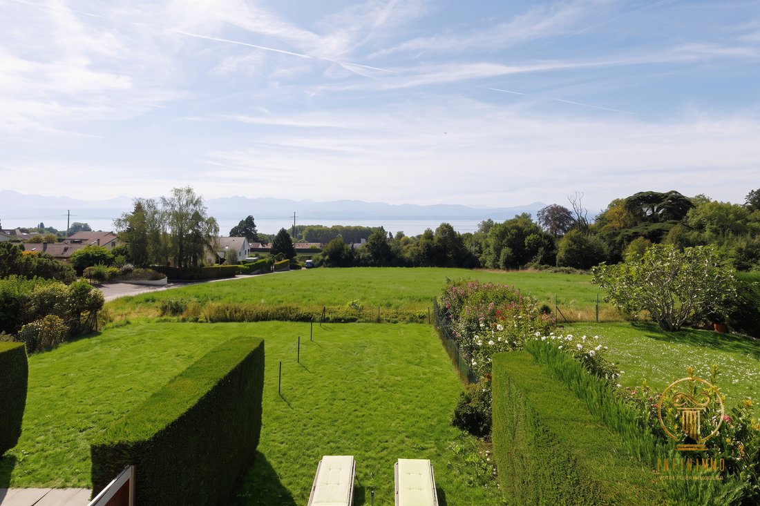 House in Mont-sur-Rolle, Vaud, Switzerland 2 - 18596431