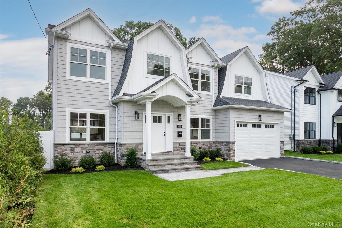 House in Massapequa Park, New York, United States 2 - 18708714