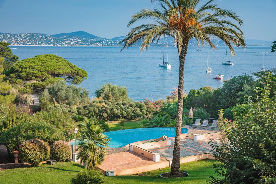 Villa in Zone Est Diffuse, Saint-Tropez, France 1 - 18753210