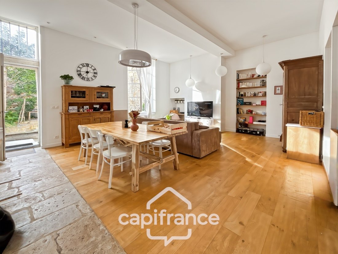 Wohnung in Capucins-Saint Michel-Nansouty-Saint Genès, Bordeaux, Frankreich 1 - 18757389