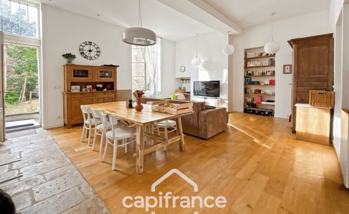 Appartamento a Capucins-Saint Michel-Nansouty-Saint Genès, Bordeaux, Francia 1