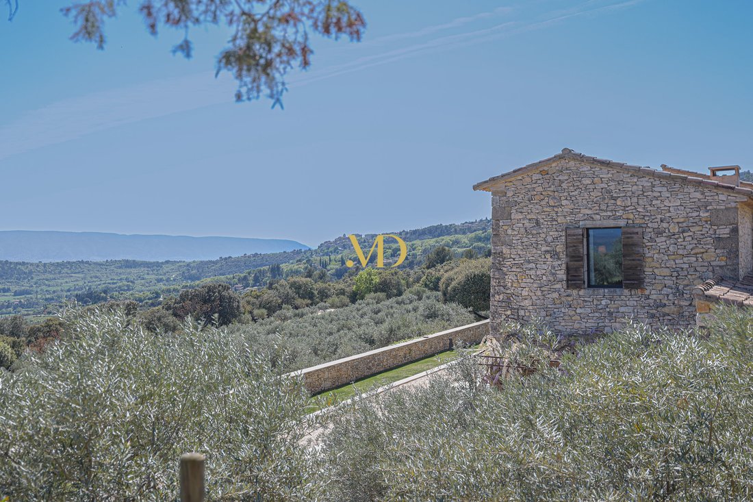 Château à Gordes, Provence-Alpes-Côte d'Azur, France 5 - 18754745