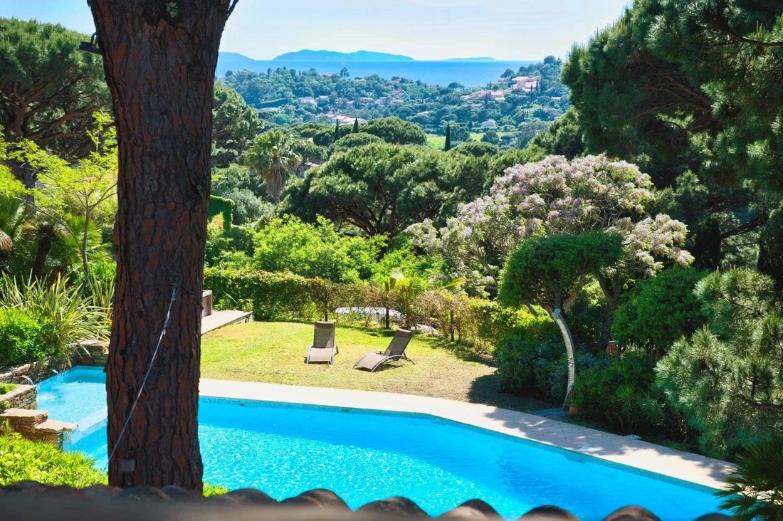 Villa en La Croix-Valmer, Provenza-Alpes-Costa Azul, Francia 2 - 18753026