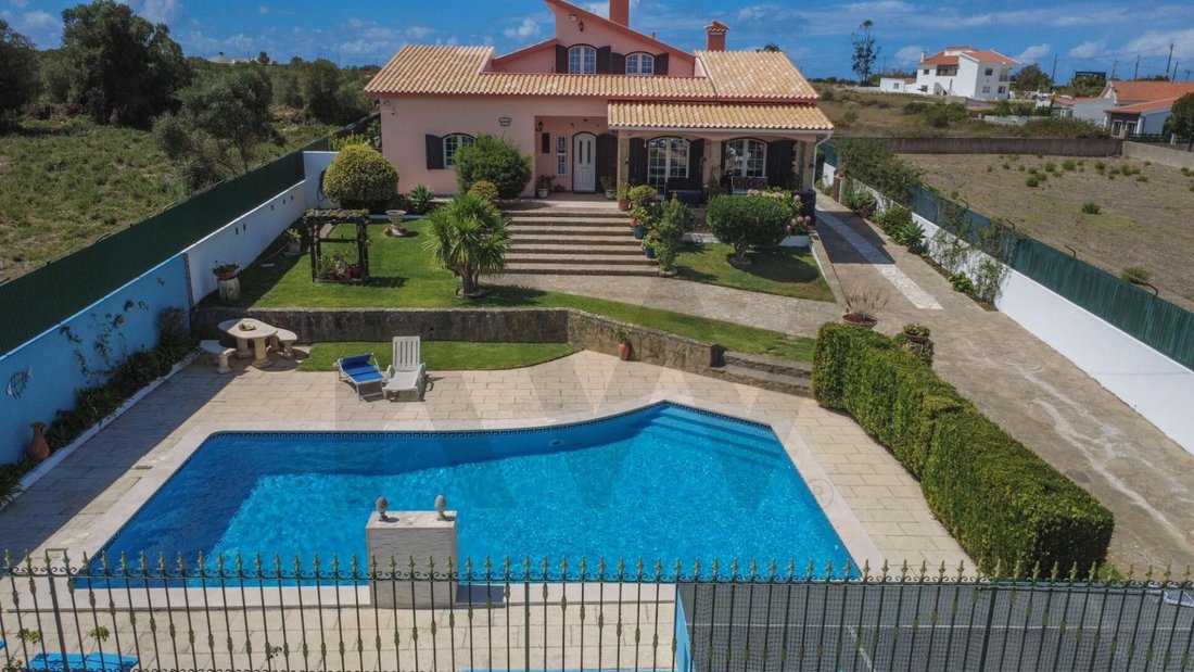 Townhouse in São João das Lampas, Lisbon, Portugal 1 - 15475702